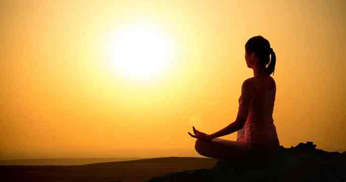 How to Meditate for Restoring Balance in Your Daily Life