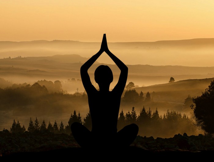 How to Meditate for Calming Your Mind and Finding Clarity