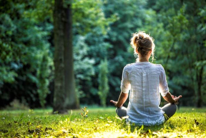 How to Meditate for Achieving Emotional Balance and Peace